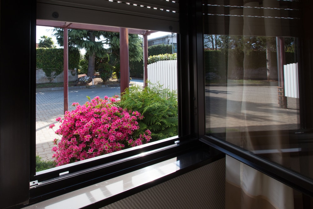 Airport Hotel Motel Malpensa — Attractions in the area in Lonate Pozzolo, Lombardy