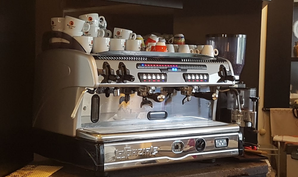 Airport Hotel Motel Malpensa — Restaurant & bars in Lonate Pozzolo, Lombardy