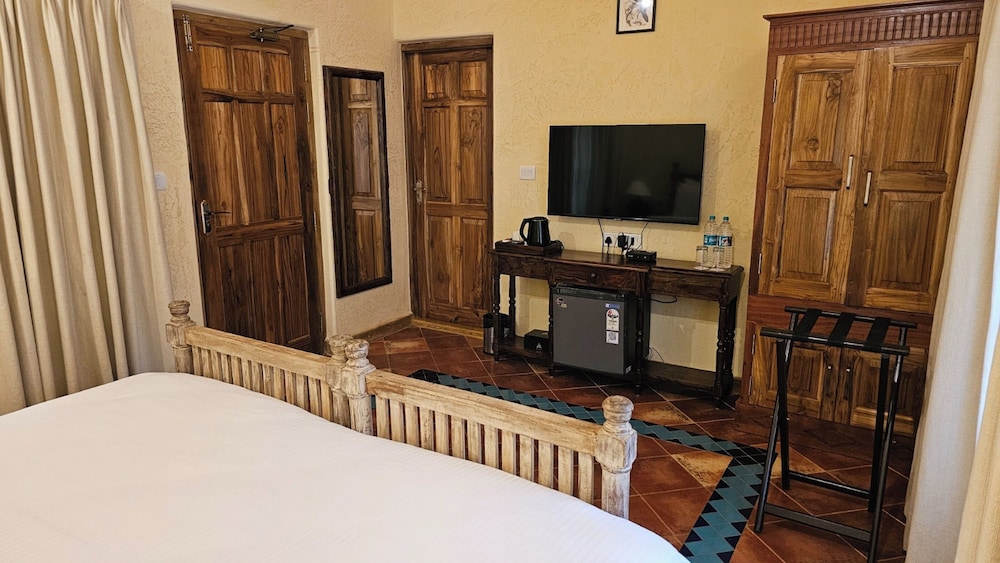 Golden Tulip Goa Mandrem — Hotel rooms in Mandrem, Goa
