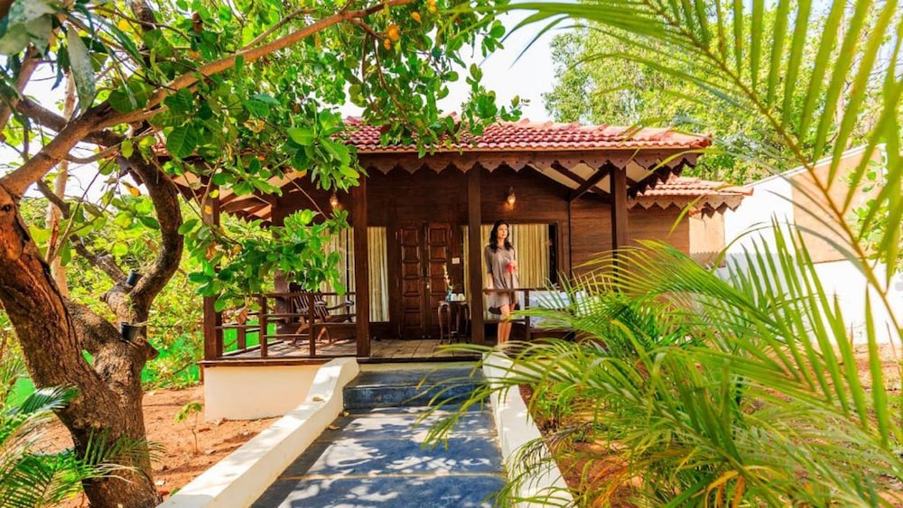 Golden Tulip Goa Mandrem — Hotel building in Mandrem, Goa