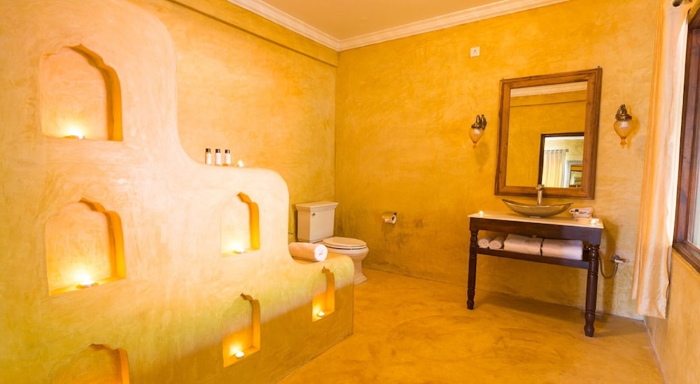 Golden Tulip Goa Mandrem — Hotel rooms in Mandrem, Goa