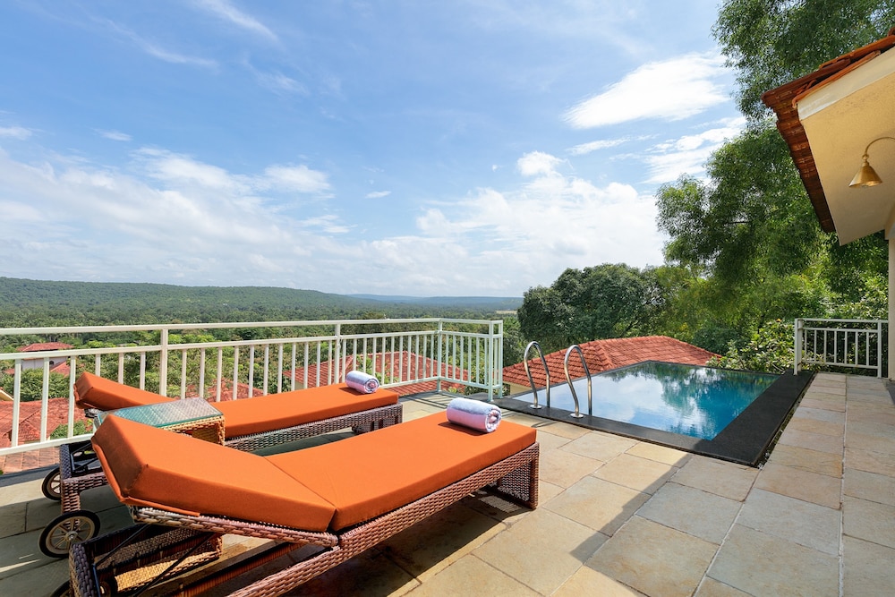 Golden Tulip Goa Mandrem — Swimming pool in Mandrem, Goa