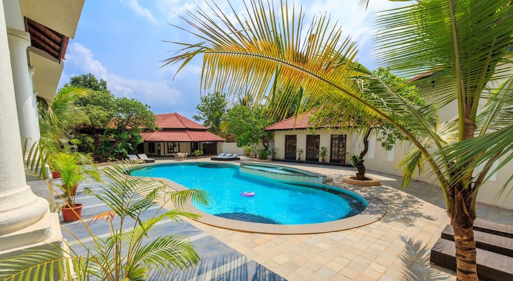 Golden Tulip Goa Mandrem — Swimming pool in Mandrem, Goa