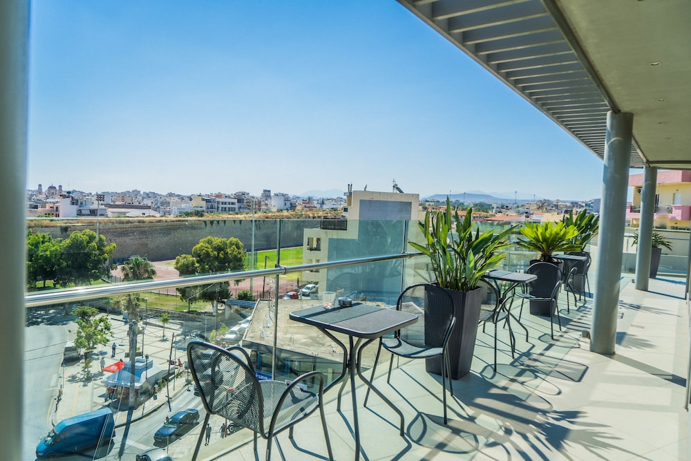 Castello City Hotel — Attractions in the area in Heraklion