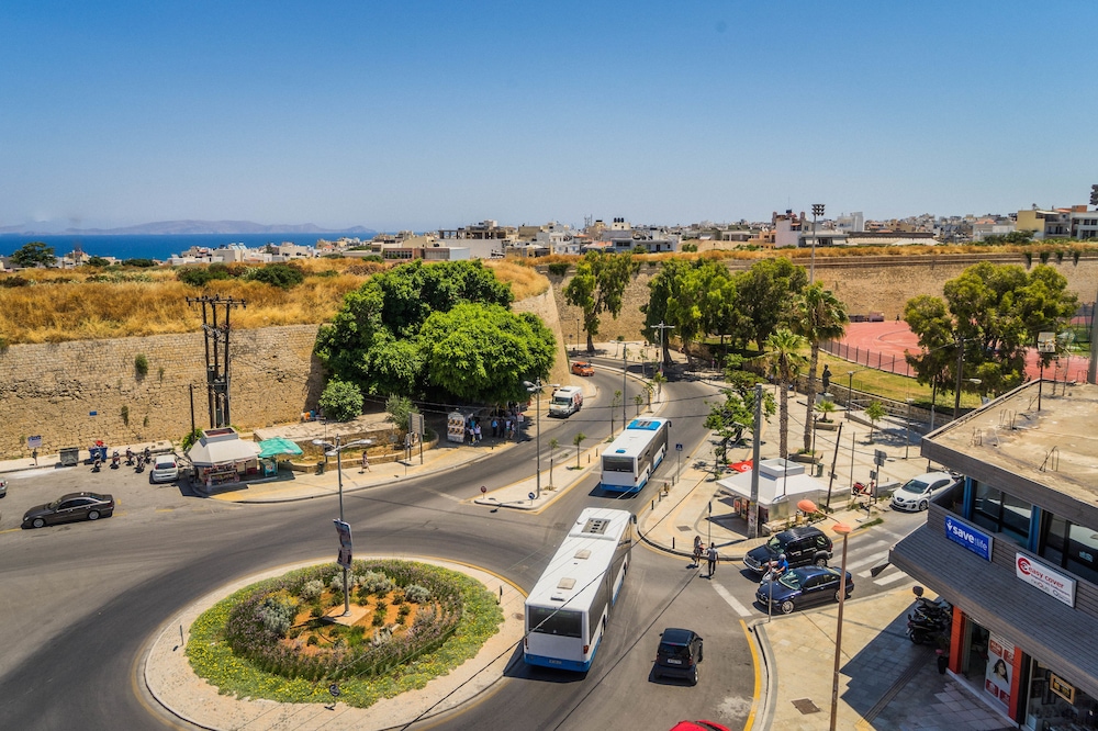 Castello City Hotel — Attractions in the area in Heraklion