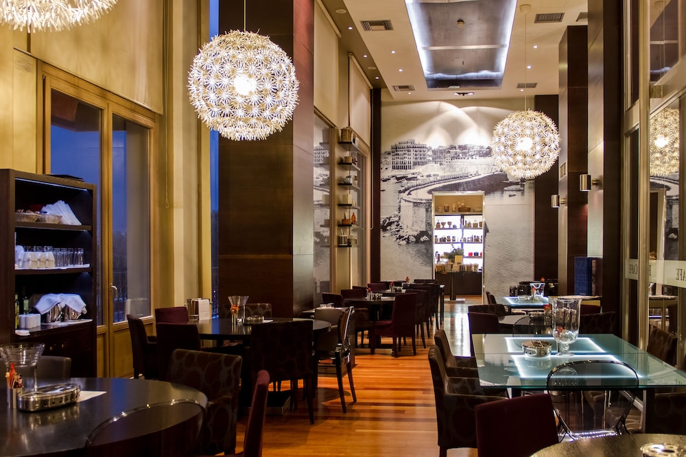 GDM Megaron Historical Monument Hotel — Restaurant & bars in Heraklion