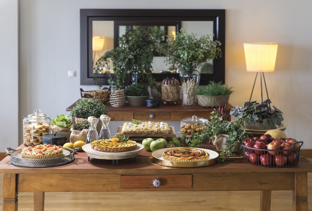 GDM Megaron Historical Monument Hotel — Restaurant & bars in Heraklion