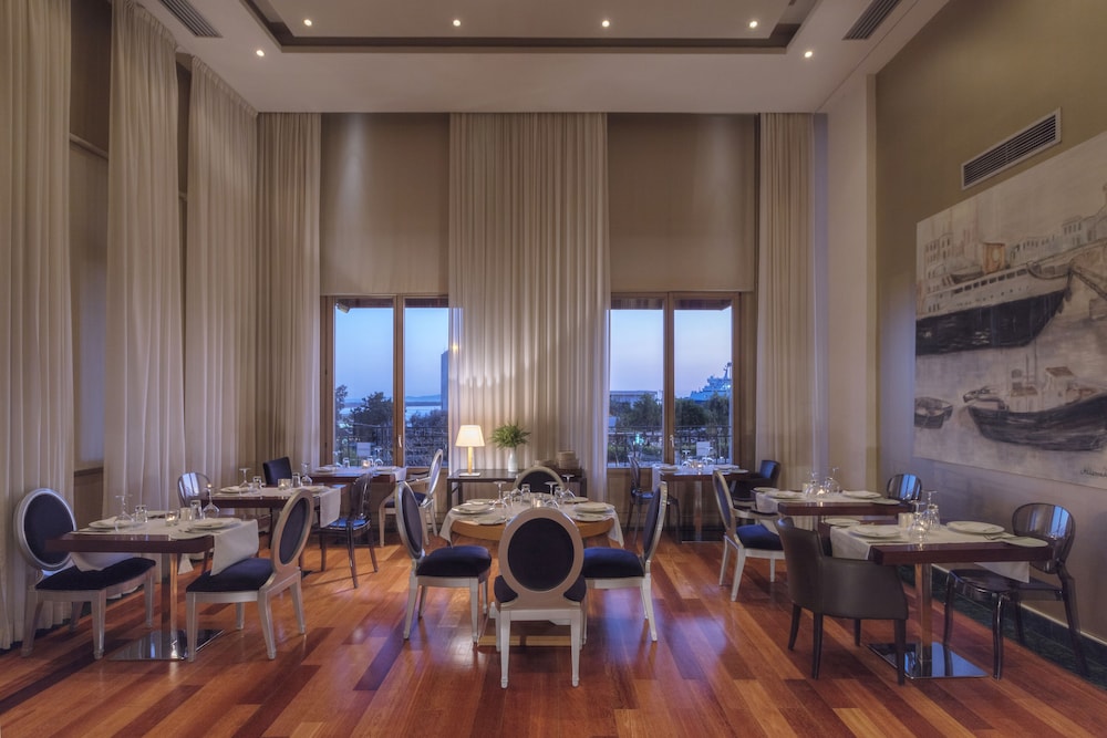 GDM Megaron Historical Monument Hotel — Restaurant & bars in Heraklion