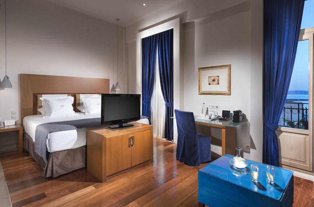 GDM Megaron Historical Monument Hotel — Hotel rooms in Heraklion