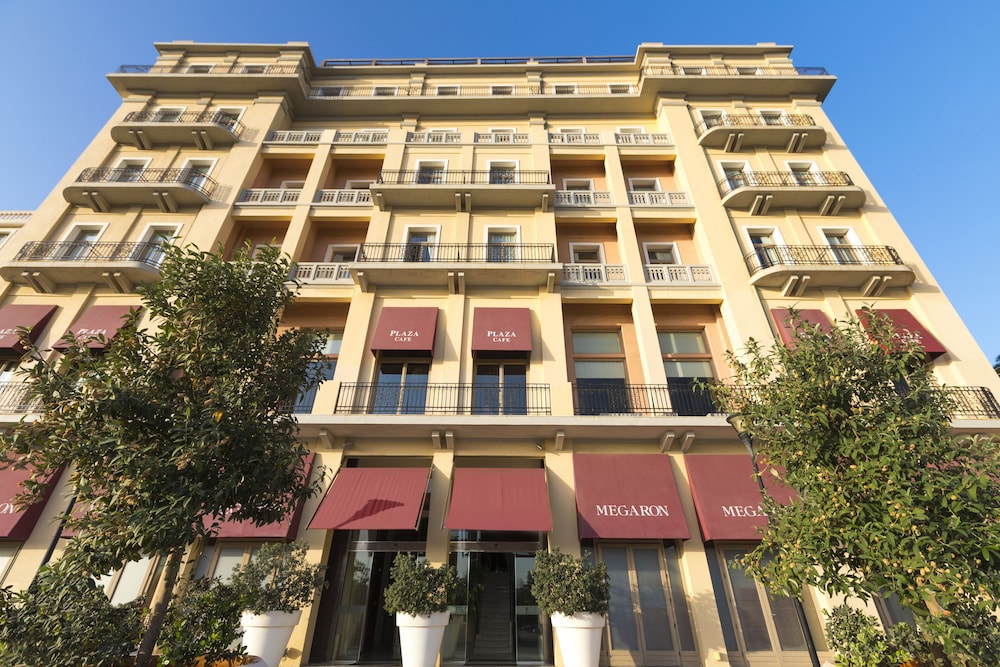 GDM Megaron Historical Monument Hotel — Hotel building in Heraklion