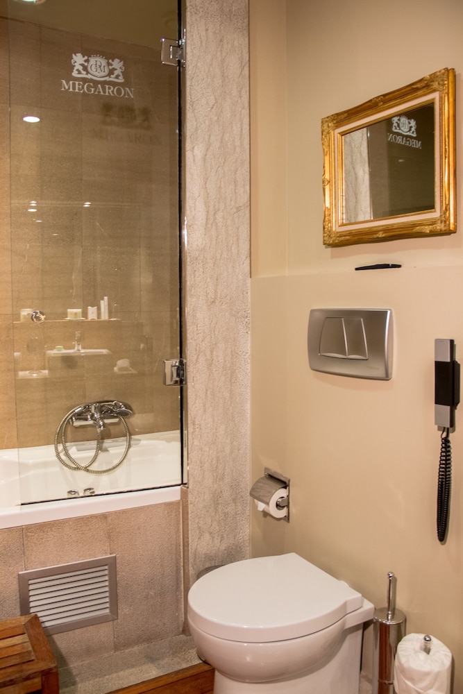 GDM Megaron Historical Monument Hotel — Hotel rooms in Heraklion