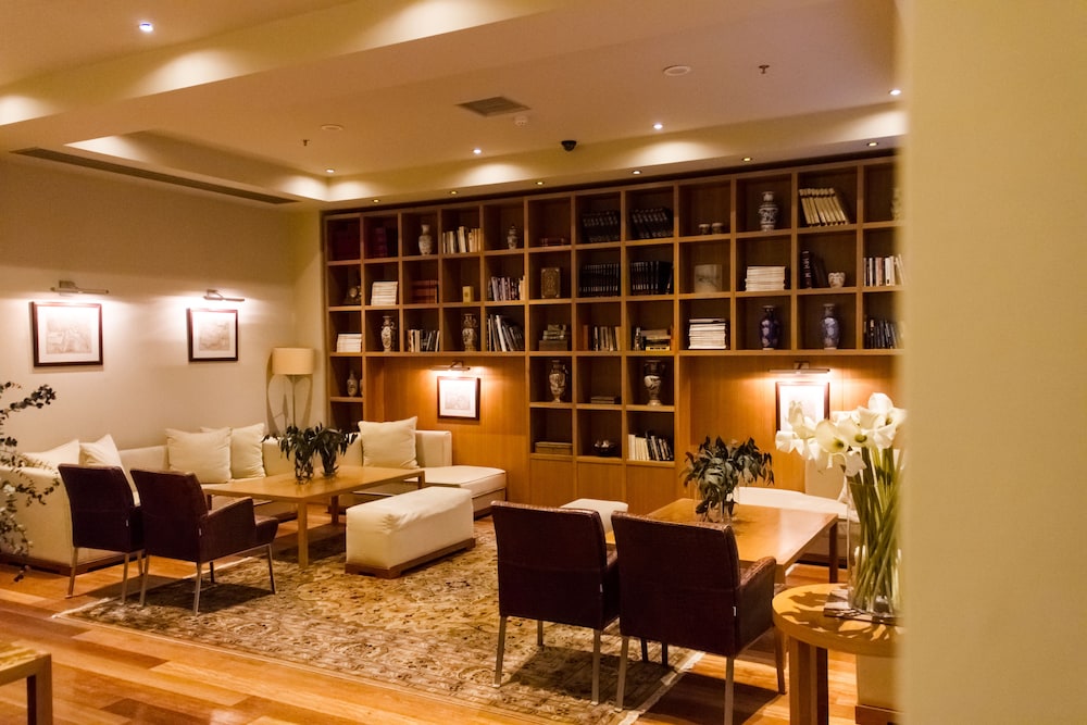 GDM Megaron Historical Monument Hotel — Restaurant & bars in Heraklion