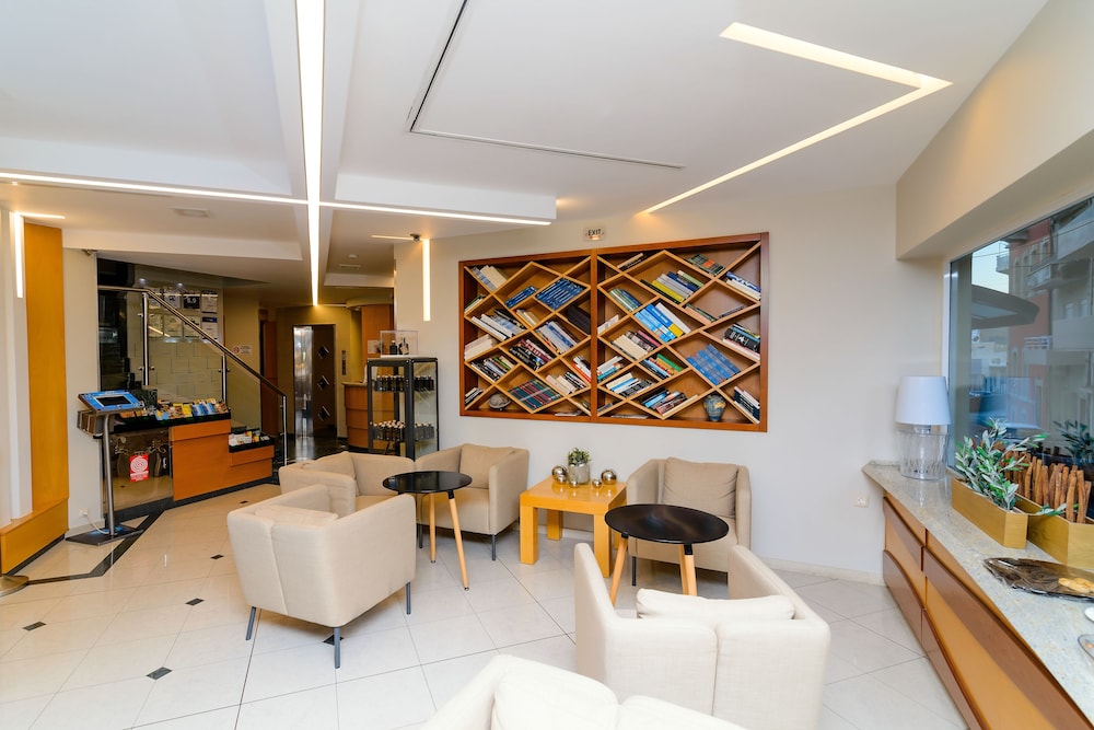 Kastro Hotel — Restaurant & bars in Heraklion