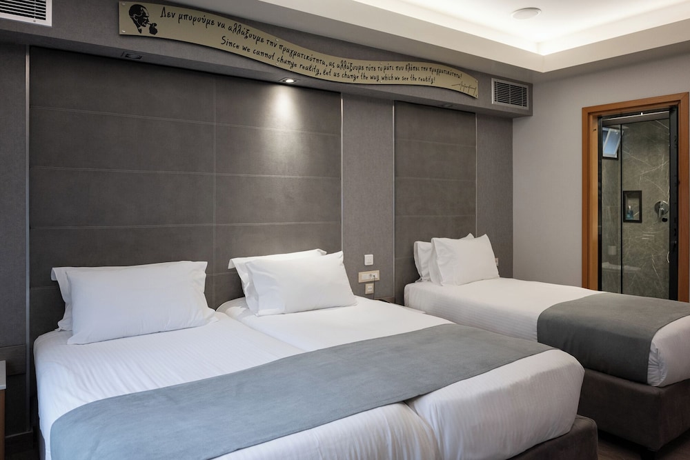 Kastro Hotel — Hotel rooms in Heraklion