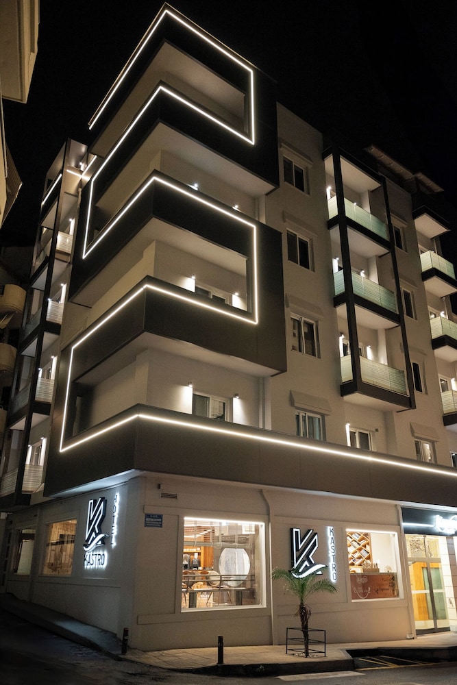 Kastro Hotel — Hotel building in Heraklion