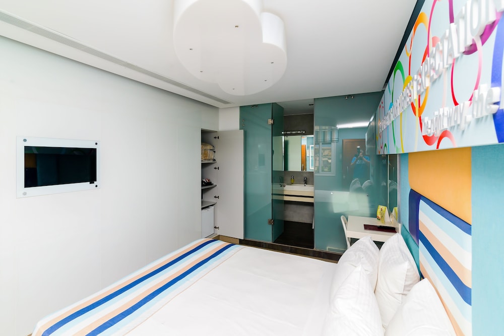 Kastro Hotel — Hotel rooms in Heraklion