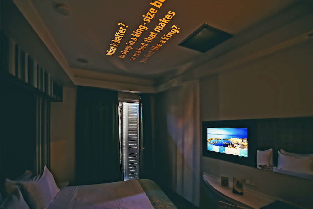 Kastro Hotel — Hotel rooms in Heraklion