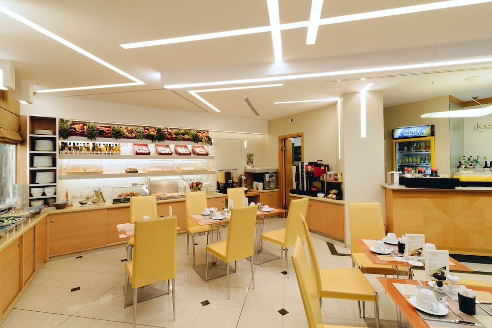 Kastro Hotel — Restaurant & bars in Heraklion