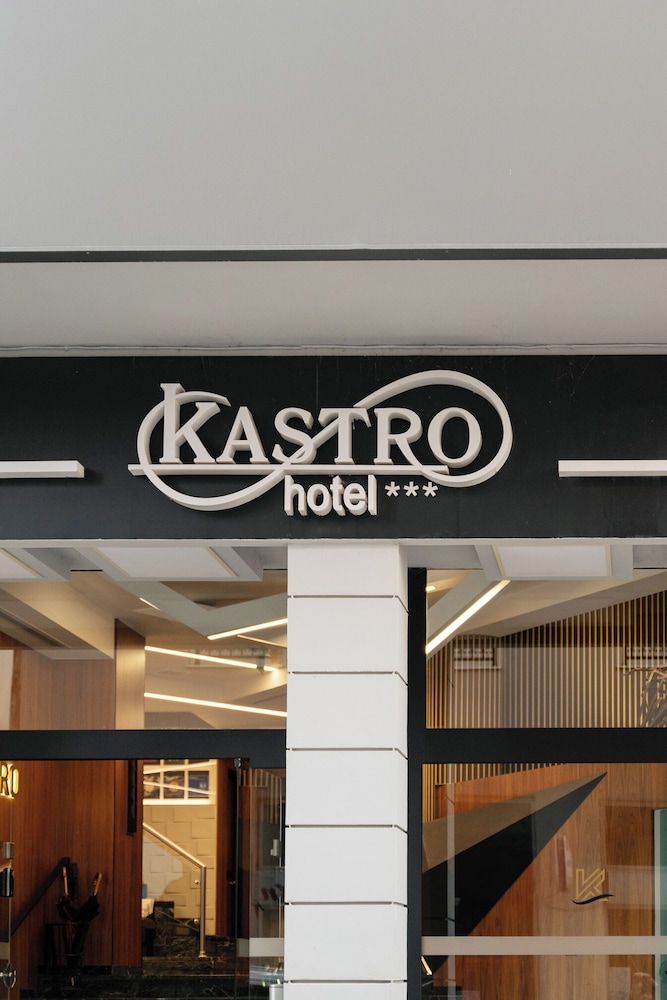 Kastro Hotel — Hotel building in Heraklion