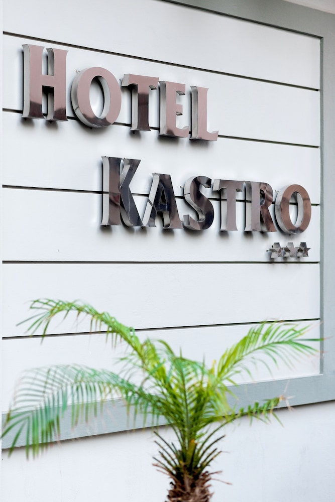 Kastro Hotel — Hotel building in Heraklion