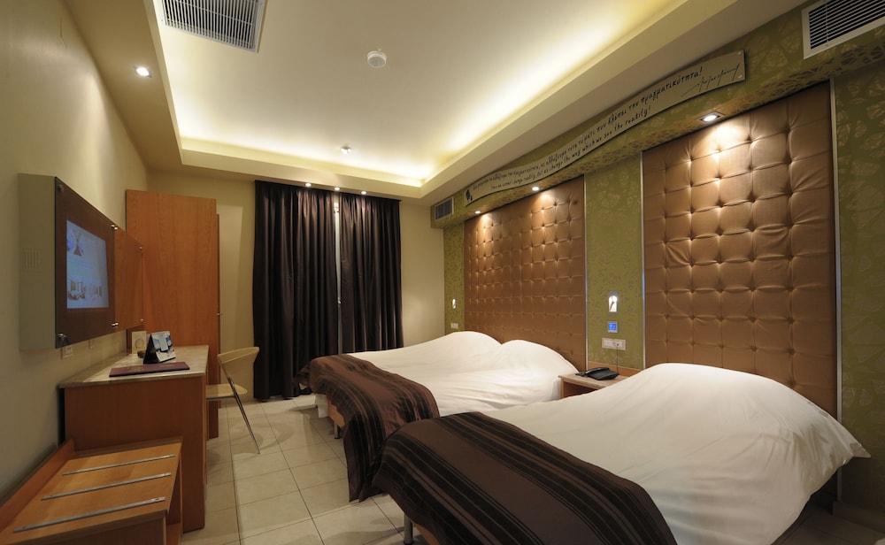 Kastro Hotel — Hotel rooms in Heraklion