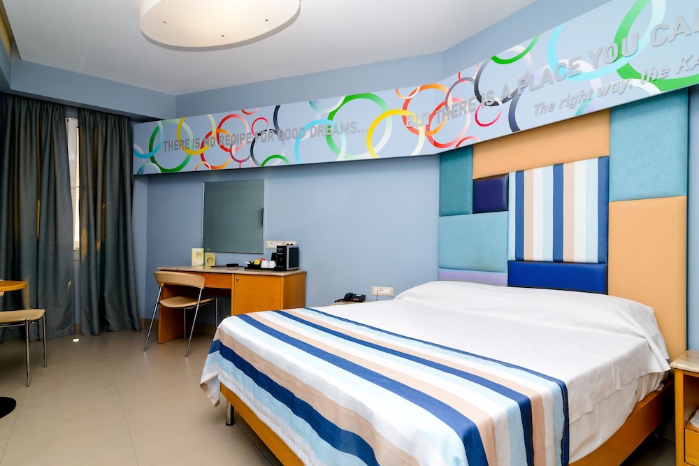 Kastro Hotel — Hotel rooms in Heraklion