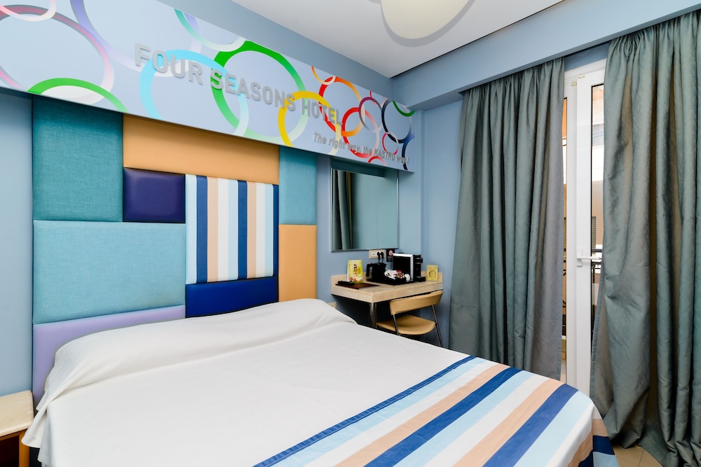 Kastro Hotel — Hotel rooms in Heraklion