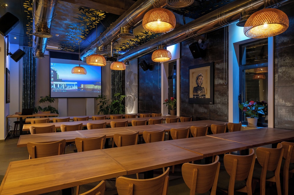 Lato Boutique Hotel — Restaurant & bars in Heraklion