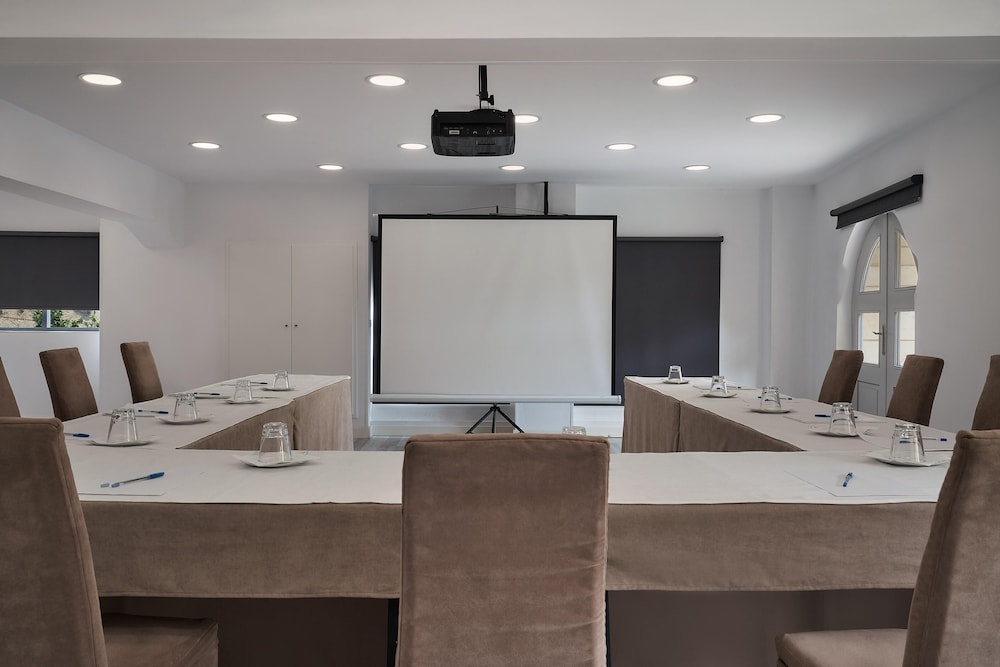 Lato Boutique Hotel — Hotel building in Heraklion
