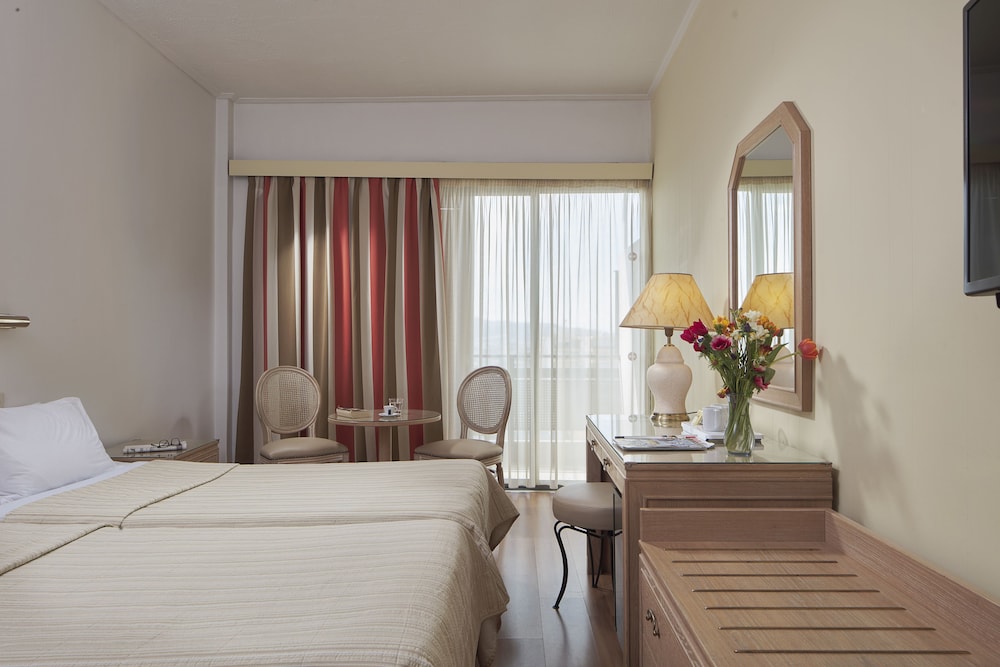 Candia Hotel — Hotel rooms in Athens, Attica