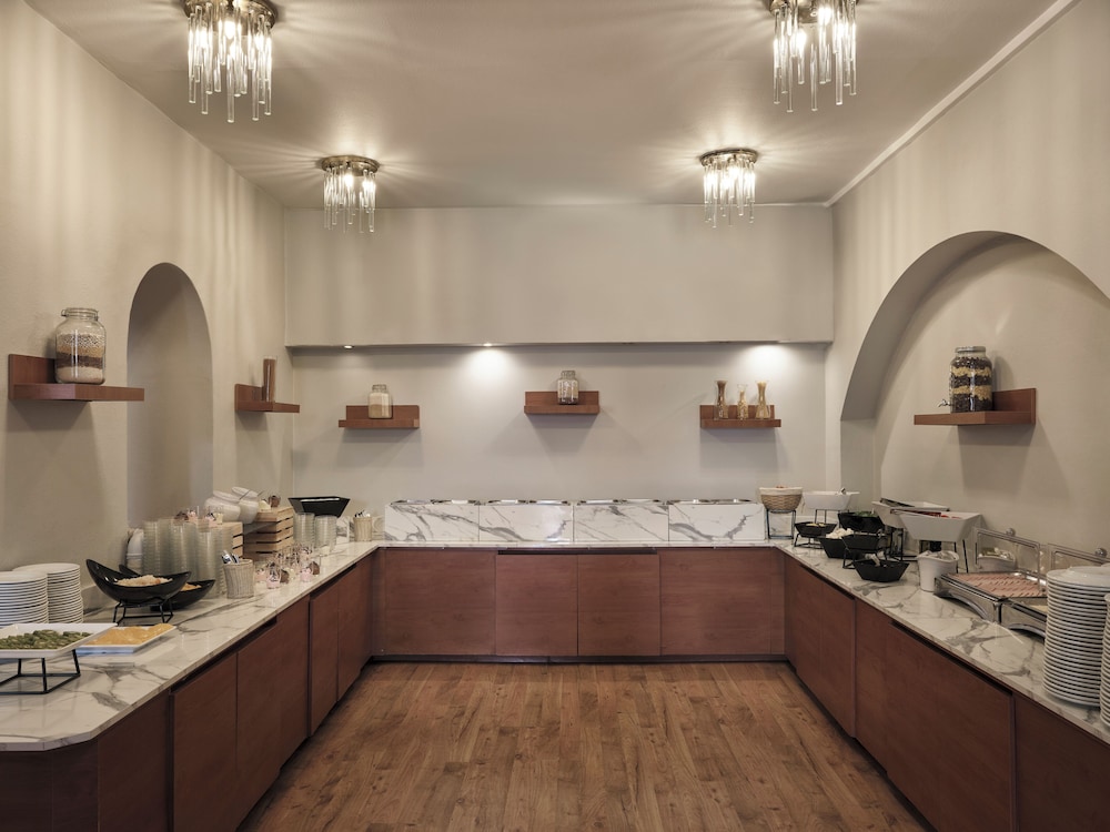 Candia Hotel — Restaurant & bars in Athens, Attica