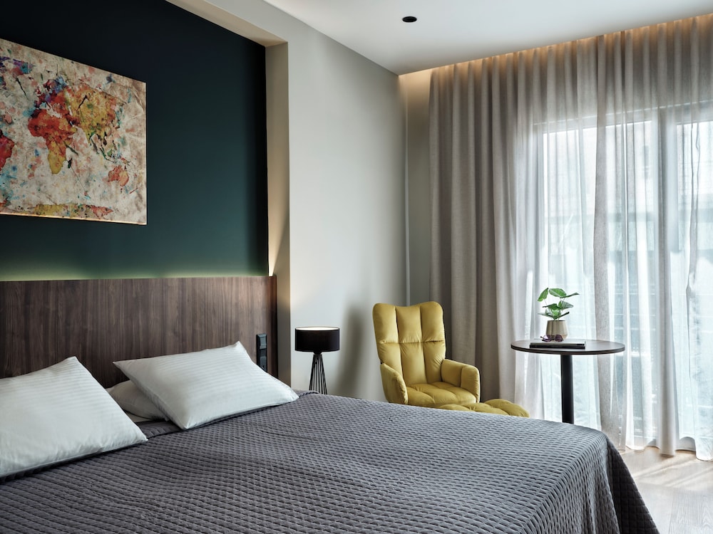 Candia Hotel — Hotel rooms in Athens, Attica