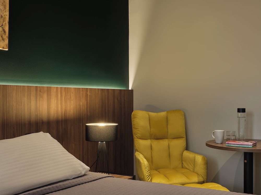 Candia Hotel — Hotel rooms in Athens, Attica