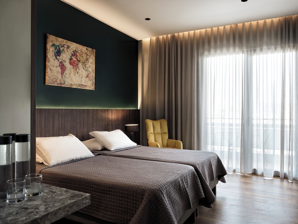 Candia Hotel — Hotel rooms in Athens, Attica