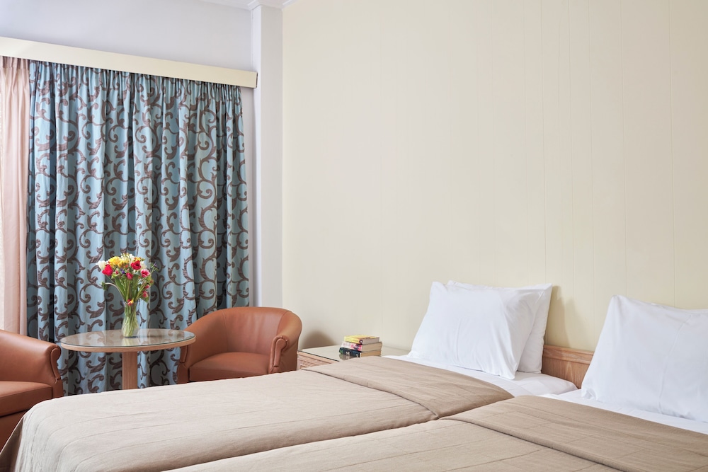 Candia Hotel — Hotel rooms in Athens, Attica
