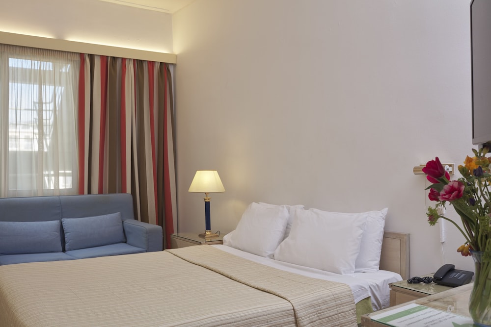 Candia Hotel — Hotel rooms in Athens, Attica