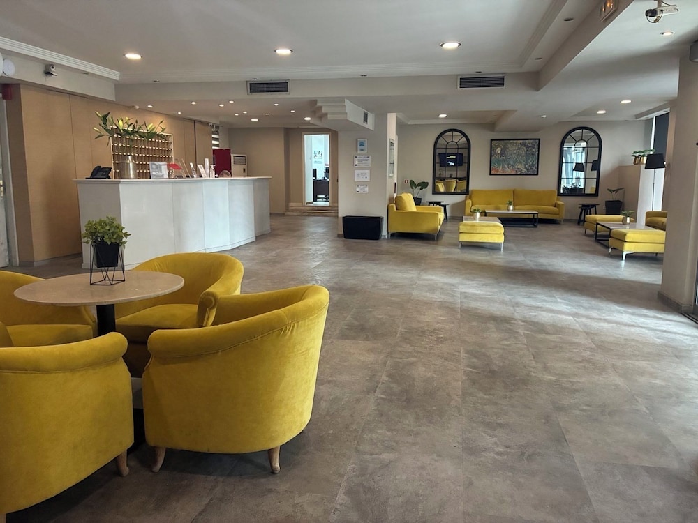 Candia Hotel — Hotel building in Athens, Attica