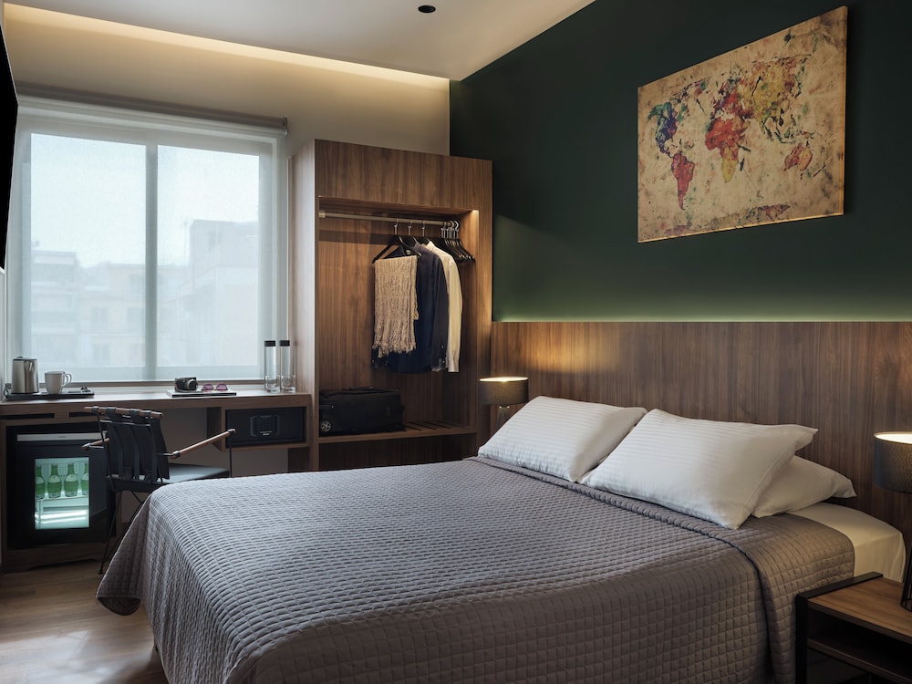 Candia Hotel — Hotel rooms in Athens, Attica