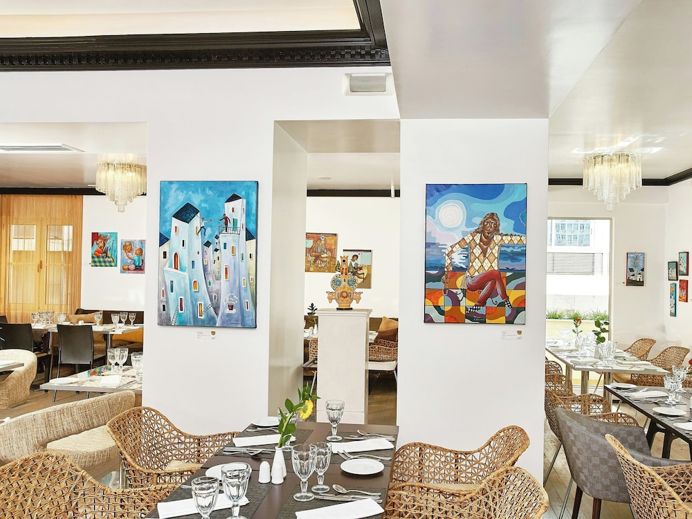 ATHENA Pallas — Restaurant & bars in Athens, Attica