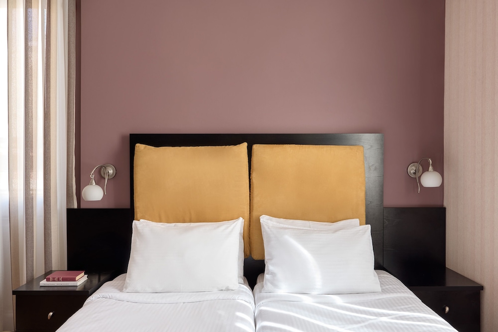 Delphi Art Hotel — Hotel rooms in Athens, Attica