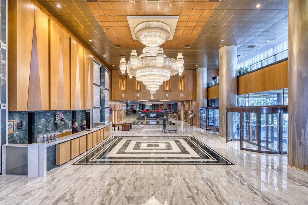 Divani Caravel — Hotel building in Athens, Attica