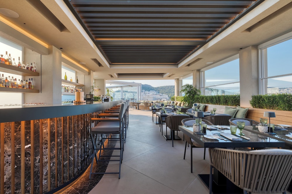 Divani Caravel — Restaurant & bars in Athens, Attica