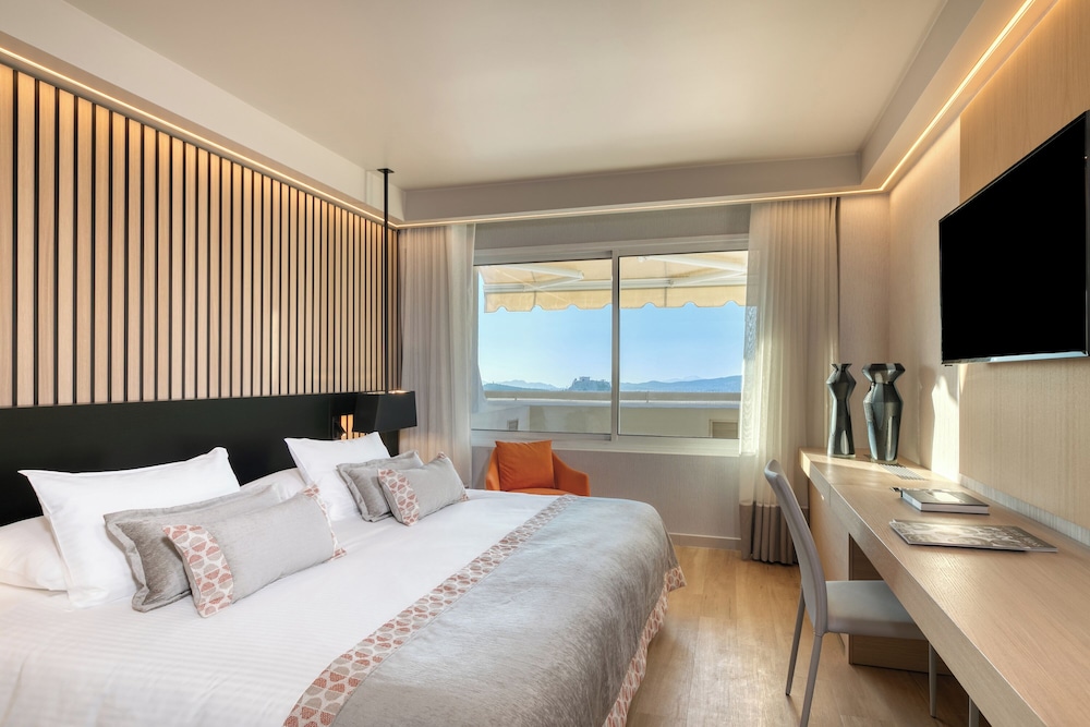 Divani Caravel — Hotel rooms in Athens, Attica