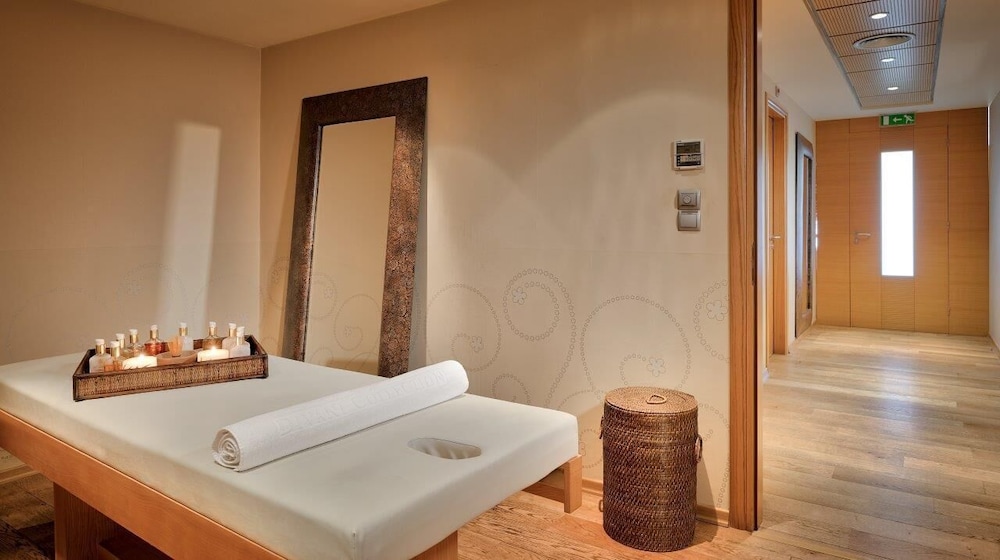 Divani Caravel — Spa in Athens, Attica