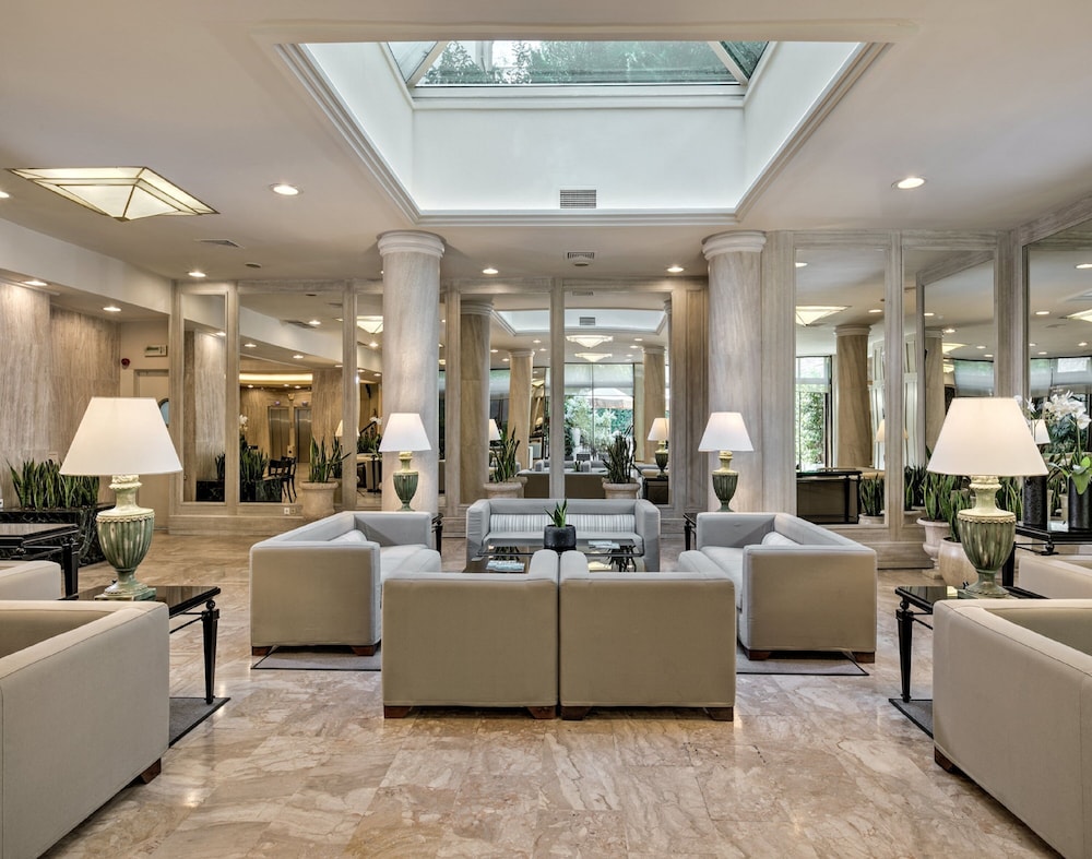 Divani Palace Acropolis — Hotel building in Athens, Attica