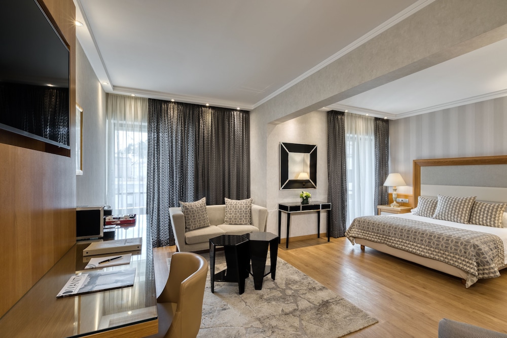 Divani Palace Acropolis — Hotel rooms in Athens, Attica
