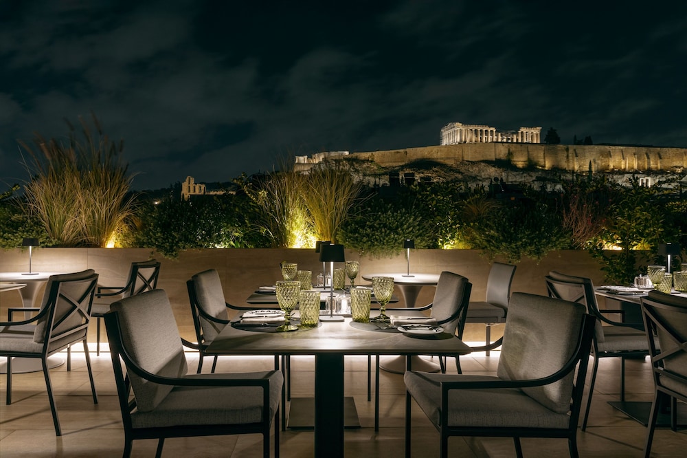 Divani Palace Acropolis — Restaurant & bars in Athens, Attica