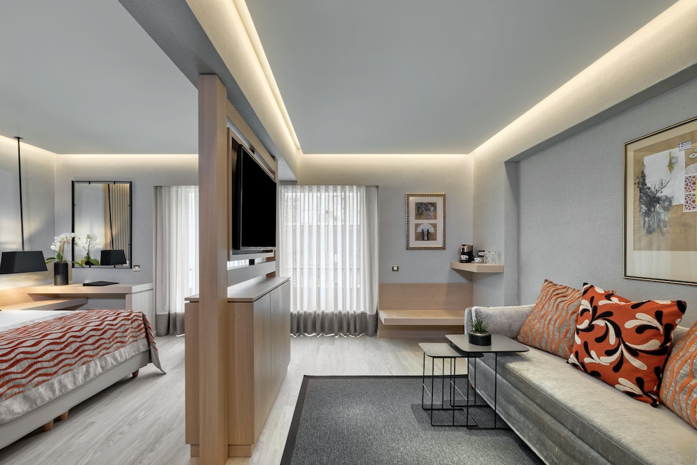 Divani Palace Acropolis — Hotel rooms in Athens, Attica