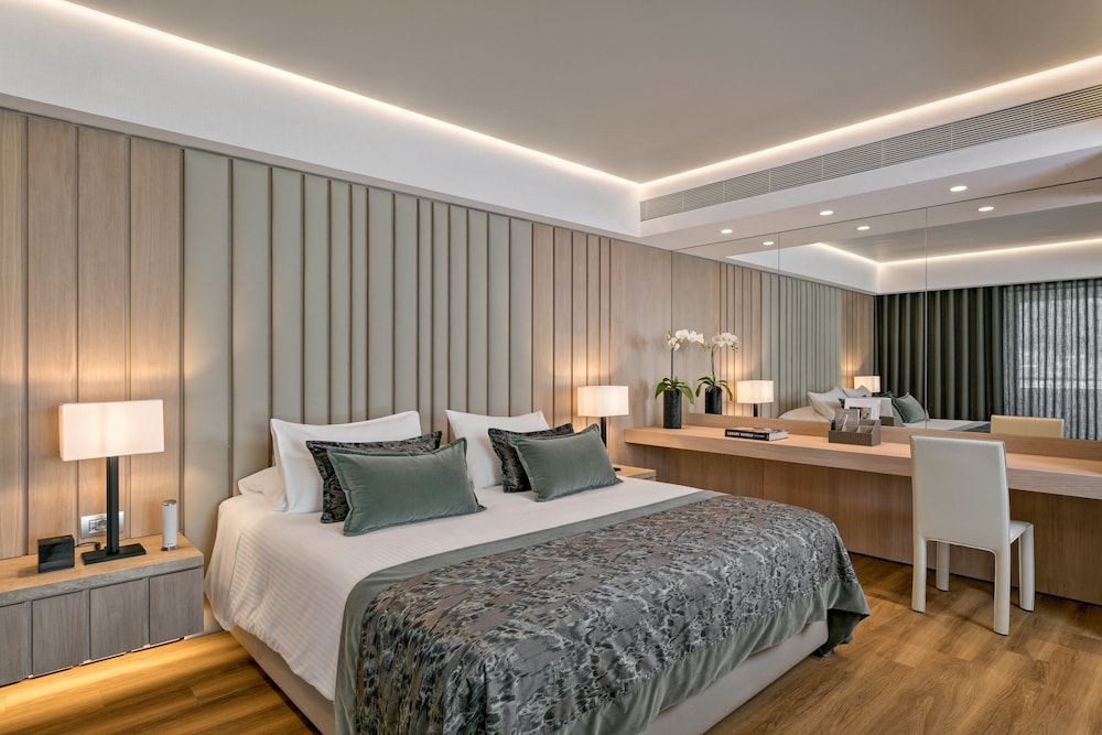 Divani Palace Acropolis — Hotel rooms in Athens, Attica