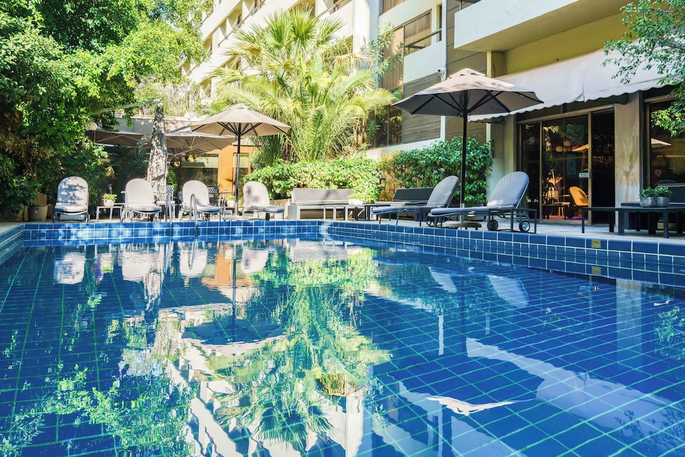 Divani Palace Acropolis — Swimming pool in Athens, Attica